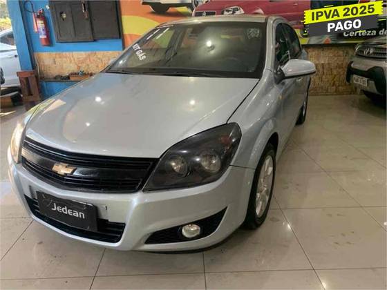 CHEVROLET VECTRA 2.0 MPFI EXPRESSION 8V 140CV FLEX 4P MANUAL CHEVROLET VECTRA 2.0 MPFI EXPRESSION 8V 140CV FLEX 4P MANUAL